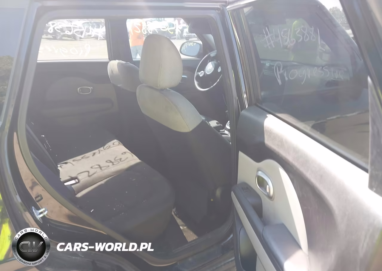 2016 Kia Soul VIN:KNDJN2A27G7314974 - 8