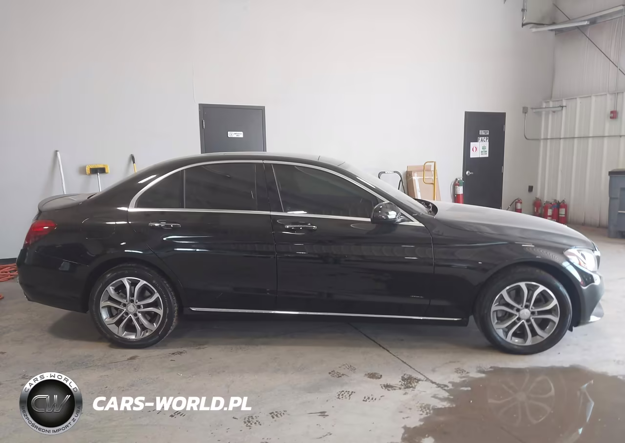 MERCEDES-BENZ C 300 4MAT VIN:55SWF4KB5GU098175 - 13
