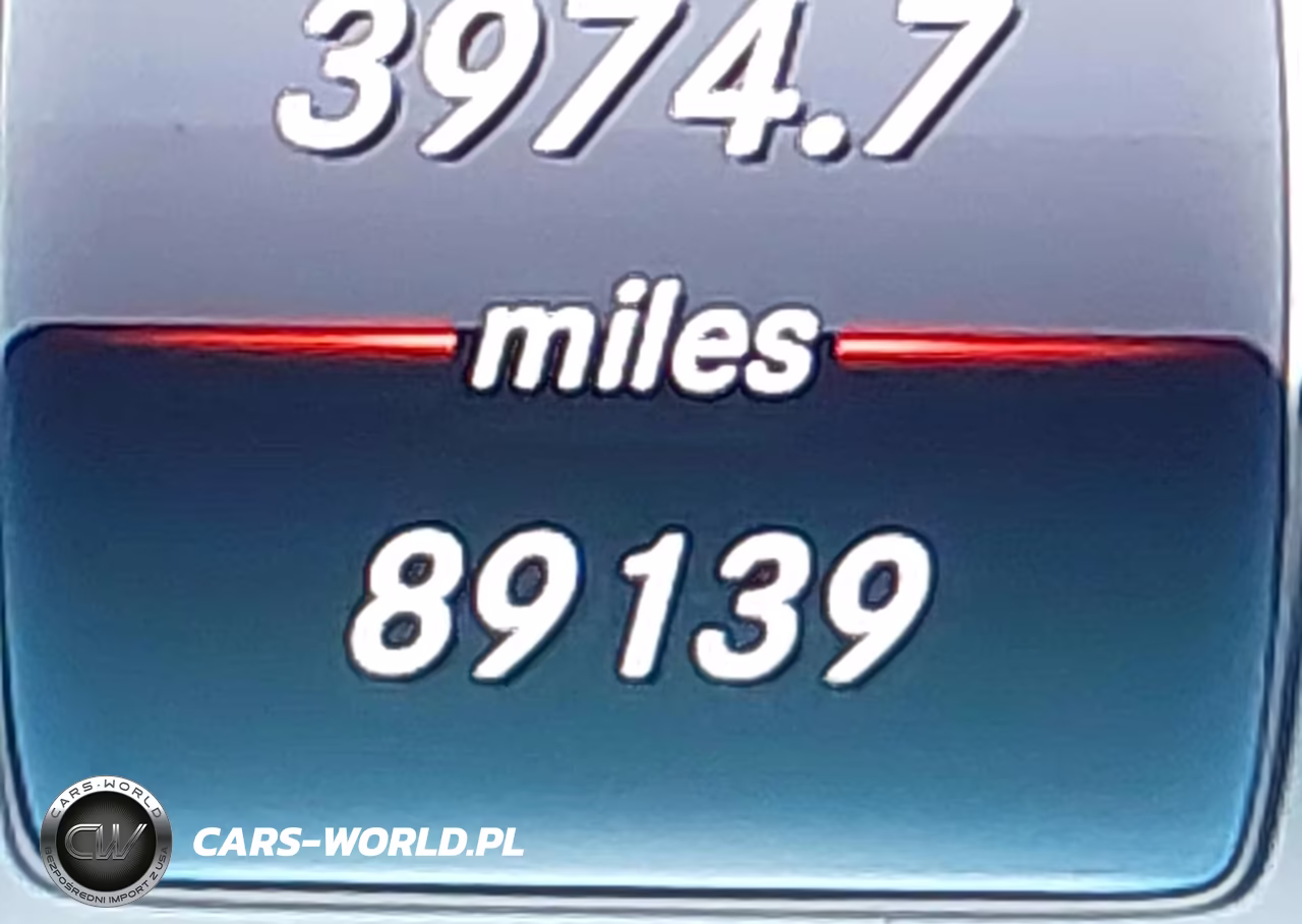 MERCEDES-BENZ C 300 4MAT VIN:55SWF4KB5GU098175 - 15
