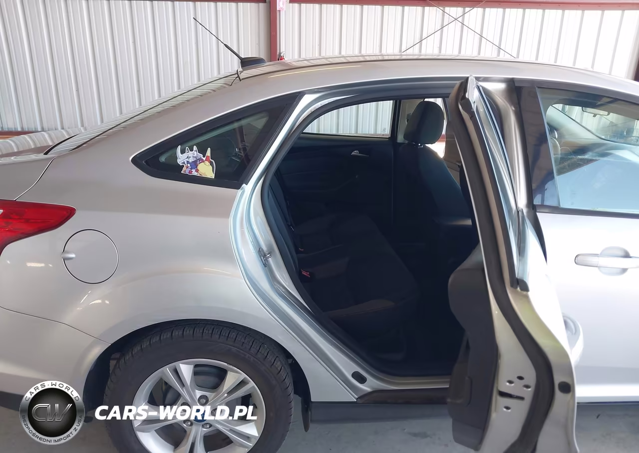 2014 Ford Focus Se VIN:1FADP3F26EL429386 - 8