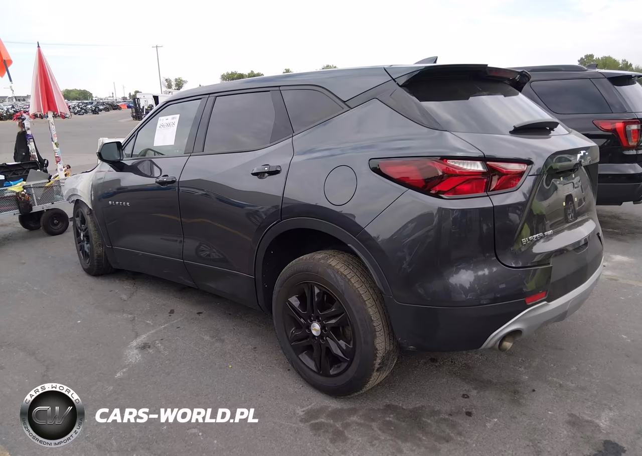 2022 Chevrolet Blazer Awd 2Lt VIN:3GNKBHR44NS118342 - 3