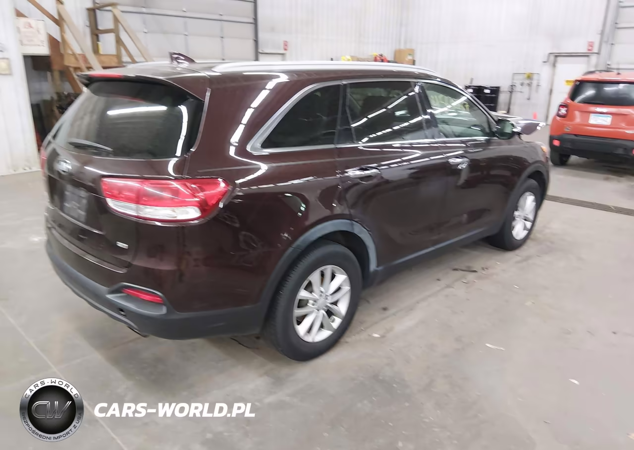 2016 Kia Sorento 2.4L Lx VIN:5XYPG4A35GG027094 - 4