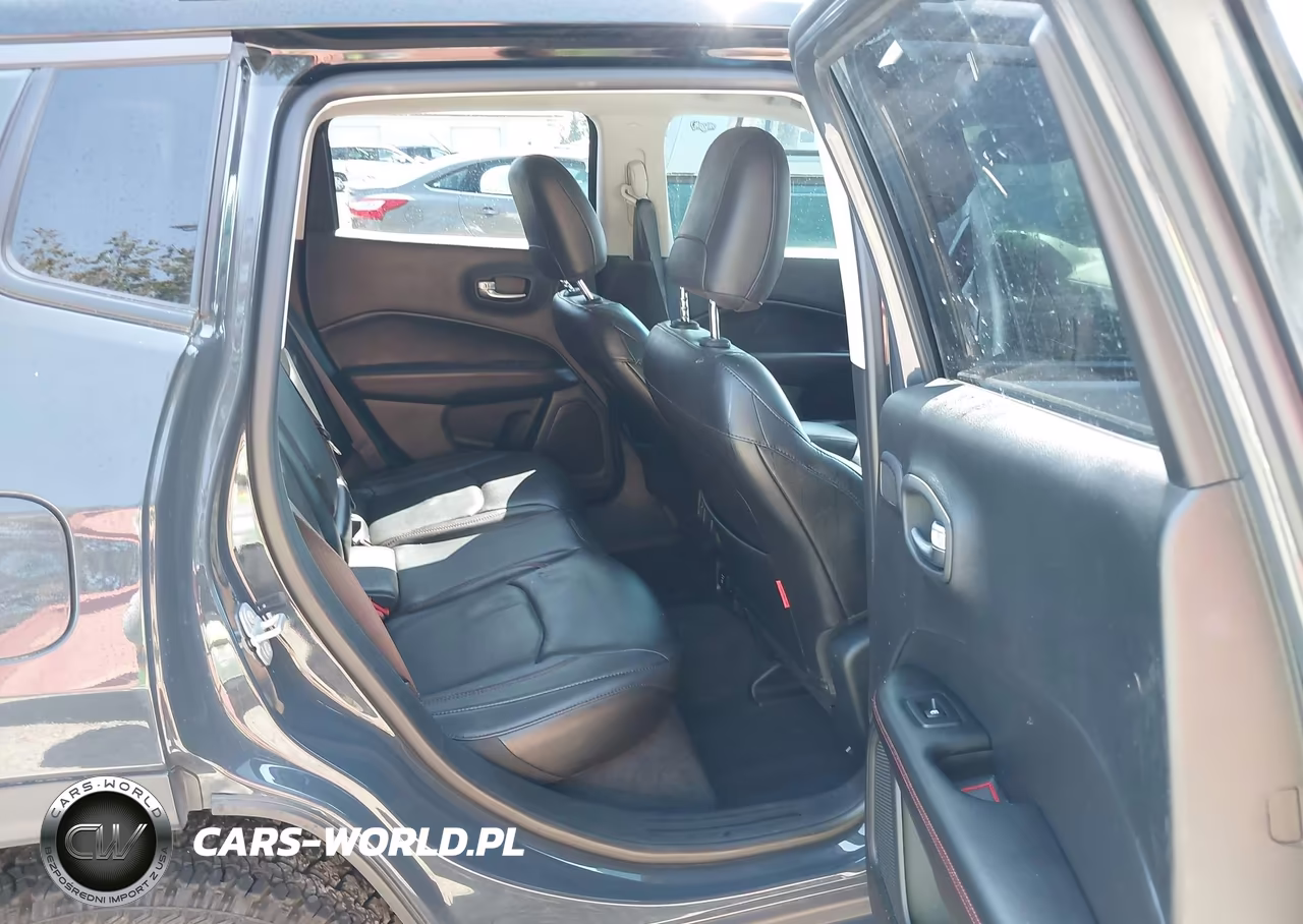 2018 Jeep Compass Trailhawk VIN:3C4NJDDBXJT404093 - 18