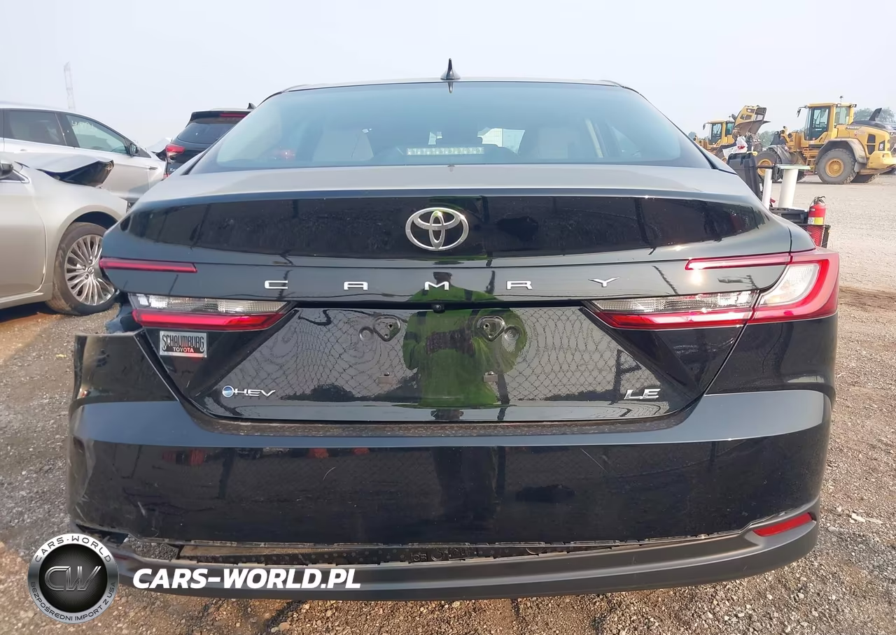 2025 Toyota Camry Le VIN:4T1DAACK3SU639028 - 16