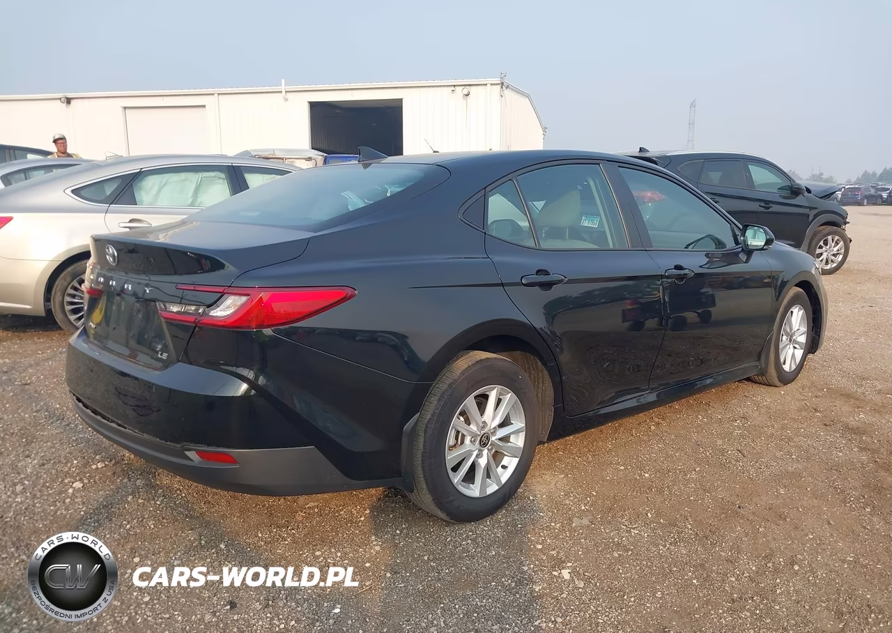 2025 Toyota Camry Le VIN:4T1DAACK3SU639028 - 4