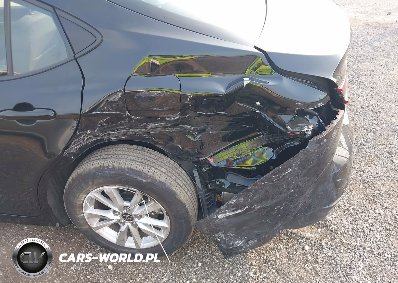 2025 Toyota Camry Le VIN:4T1DAACK3SU639028 - 6