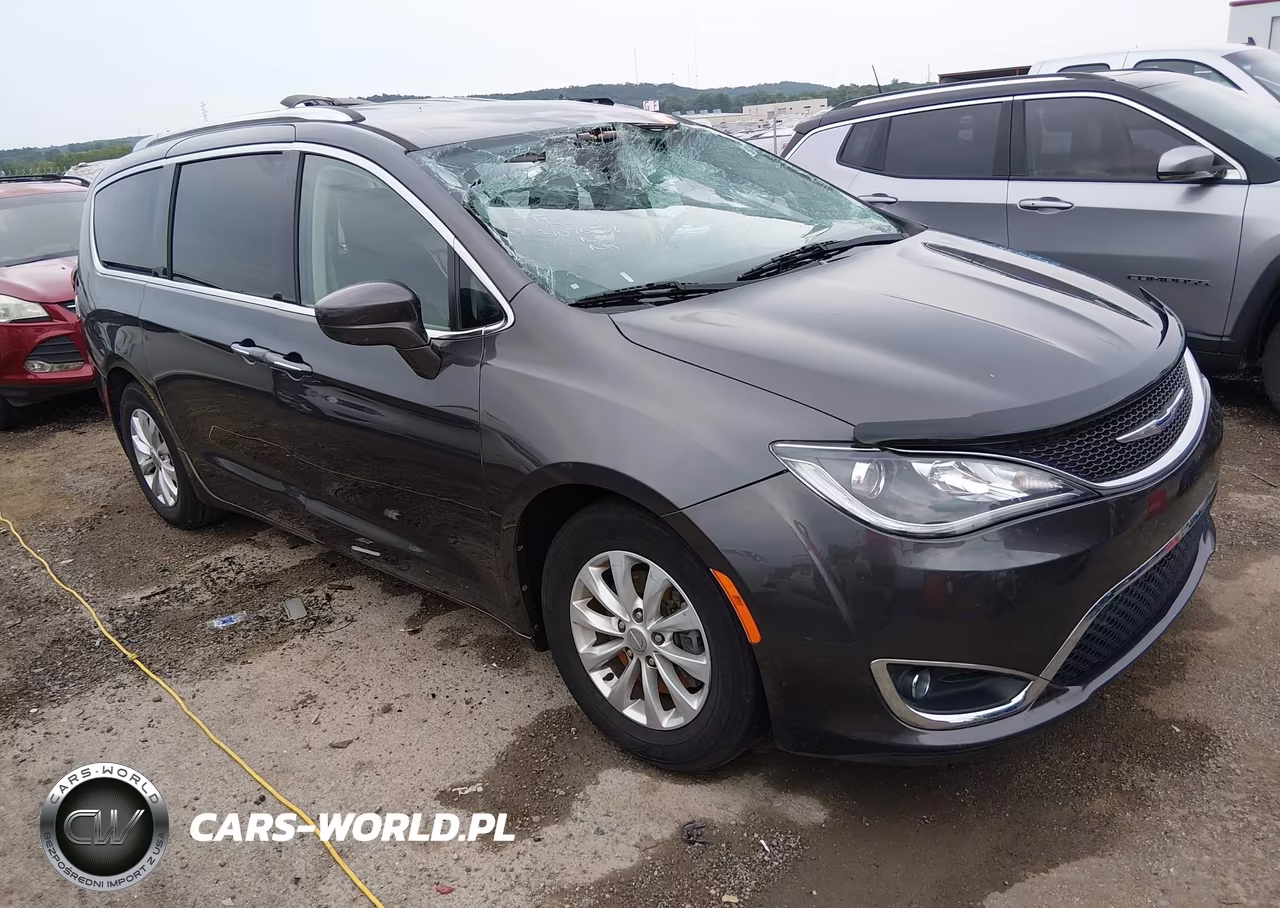 2019 Chrysler Pacifica Touring L