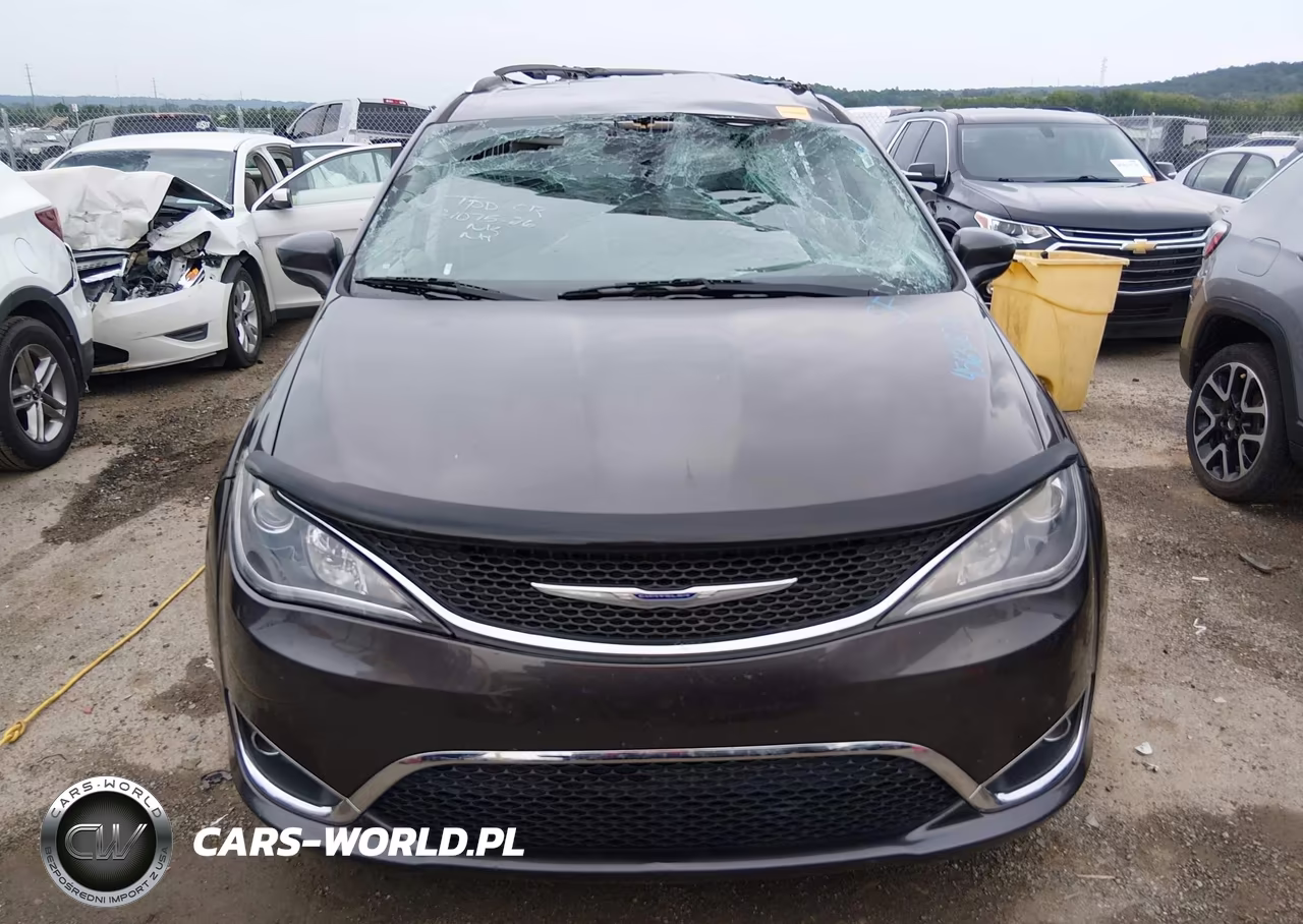 2019 Chrysler Pacifica Touring L VIN:2C4RC1BG1KR651144 - 12
