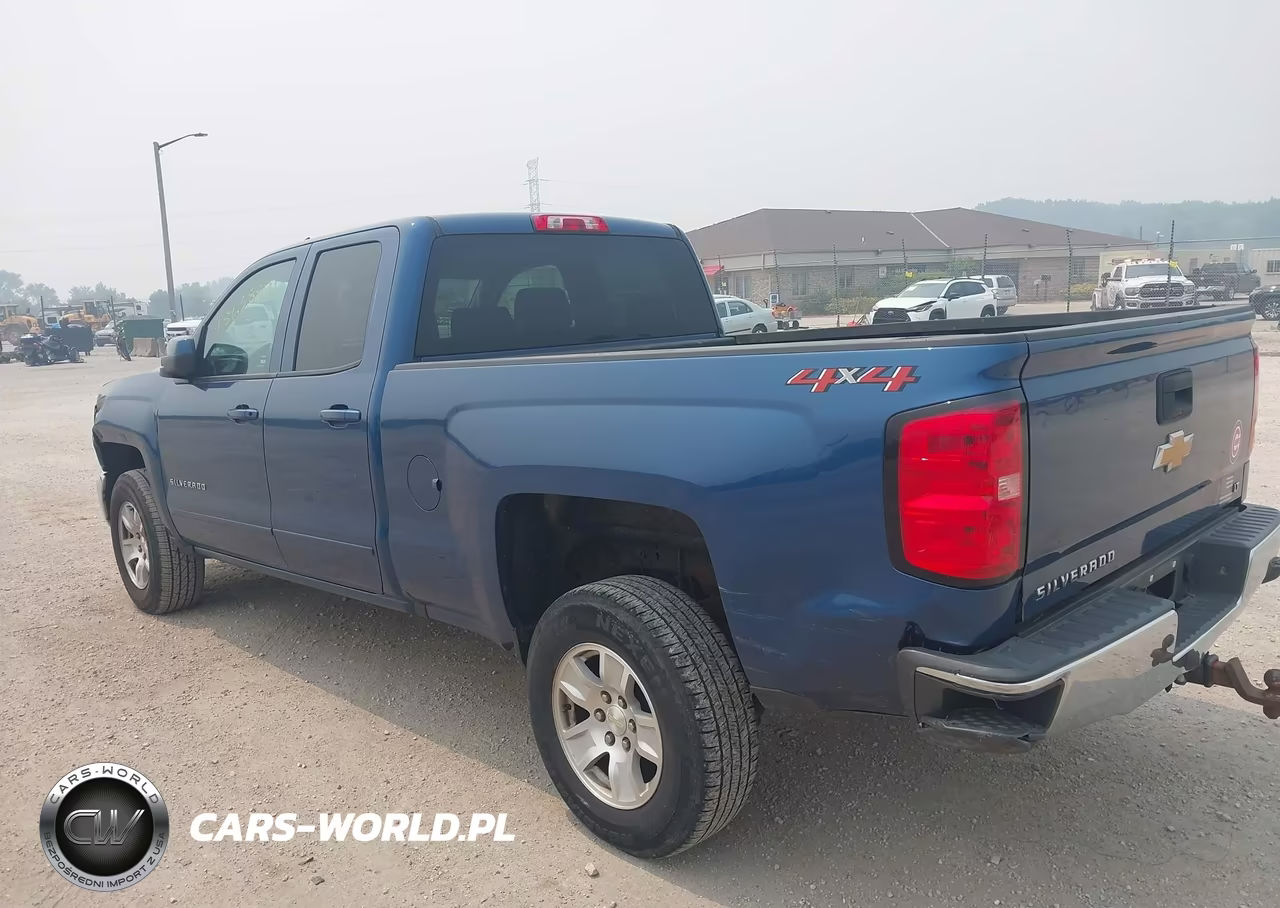 2018 Chevrolet Silverado 1500 1Lt VIN:1GCVKREC3JZ240308 - 3