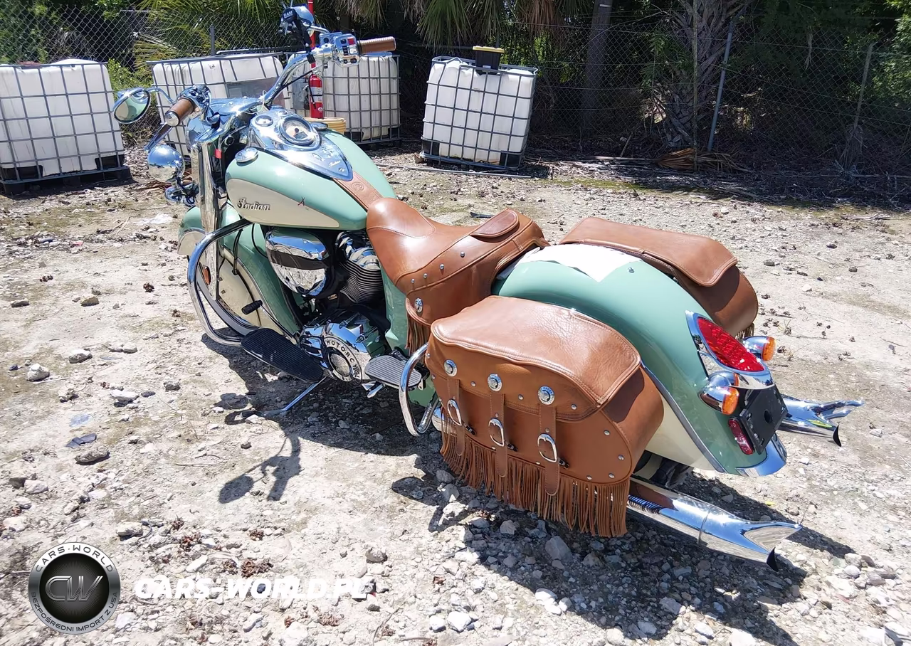 2015 Indian Motorcycle Co. Chief Vintage VIN:56KCCVAA0F3320350 - 3