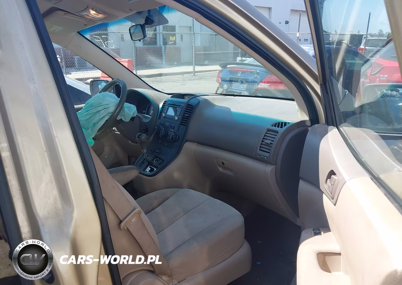 2011 Kia Sedona Lx VIN:KNDMG4C76B6366879 - 5