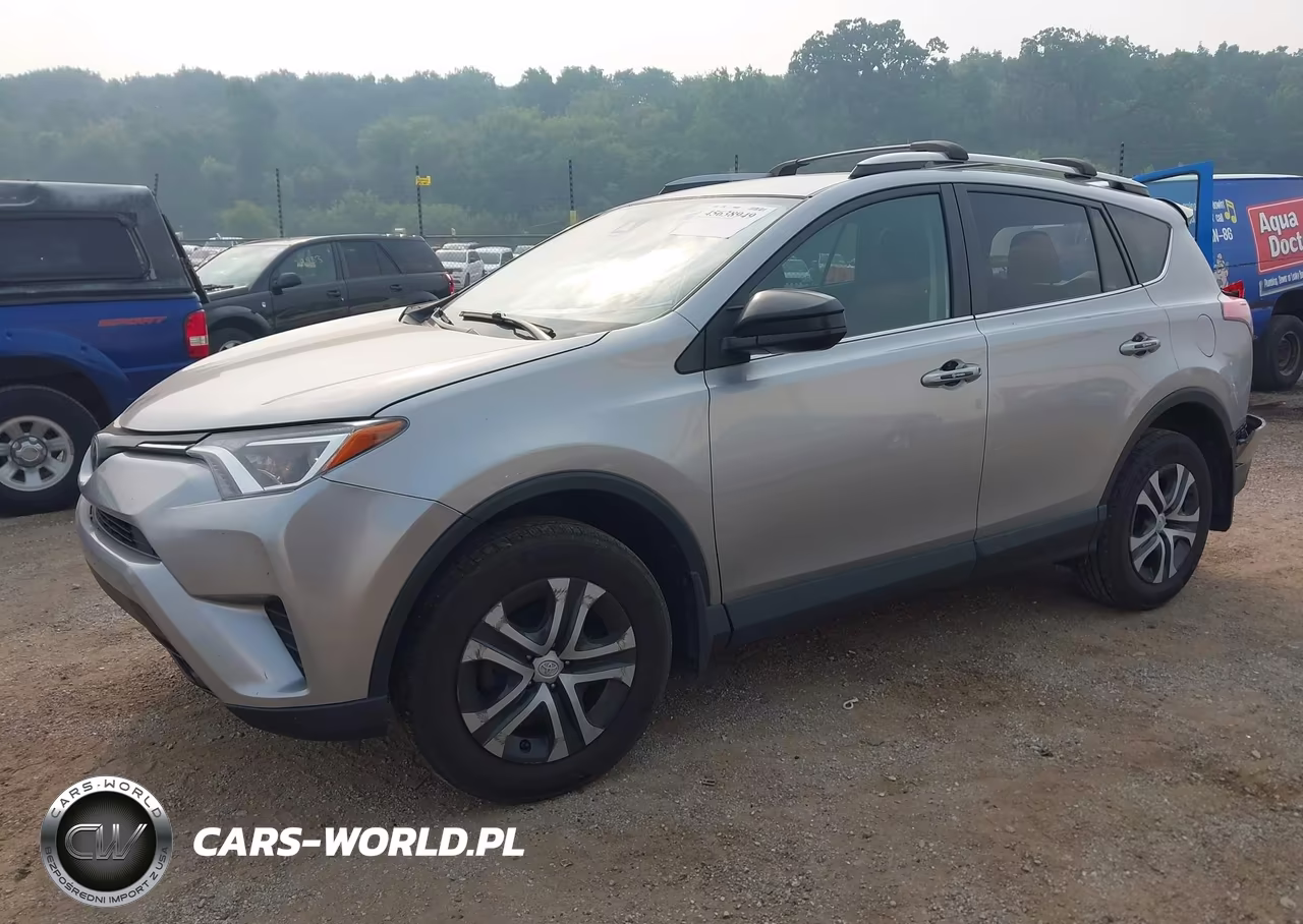 2017 Toyota Rav4 Le VIN:2T3BFREV5HW635450 - 2