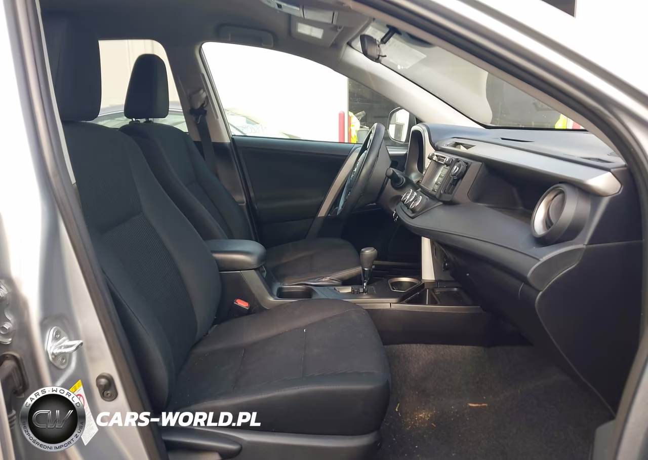 2017 Toyota Rav4 Le VIN:2T3BFREV5HW635450 - 5