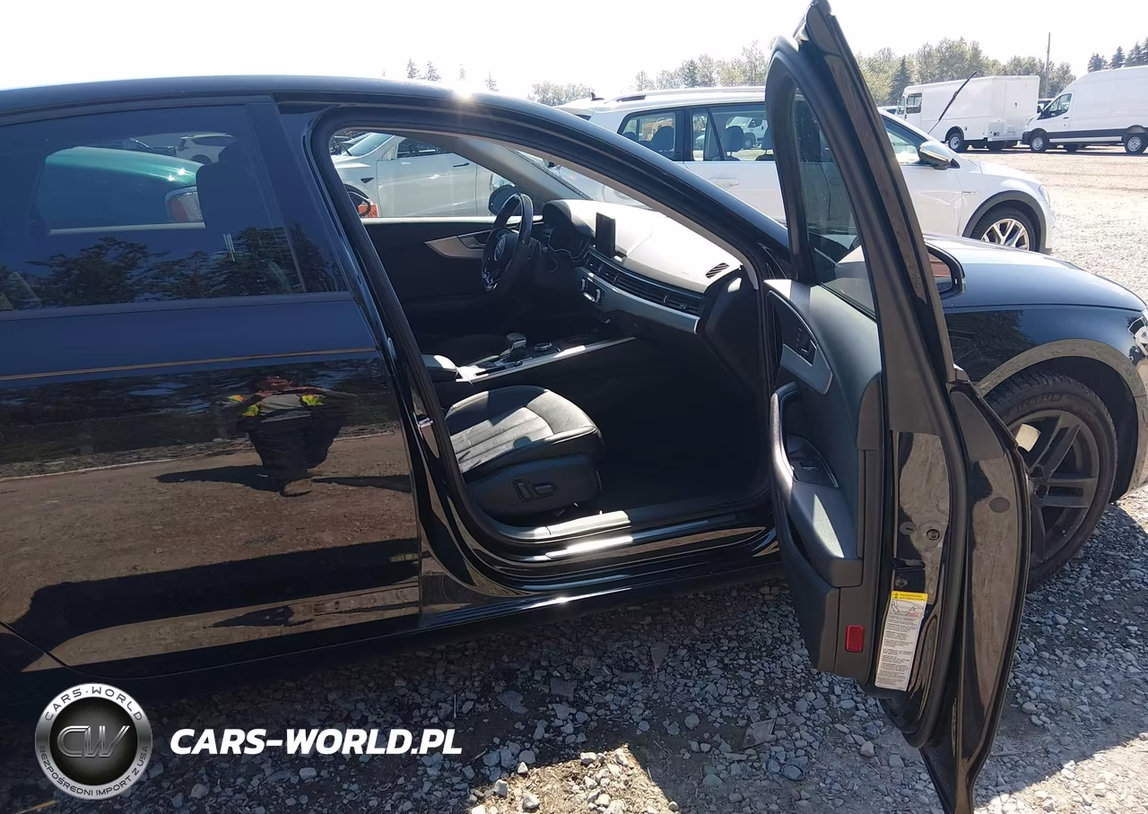 2017 Audi A4 Premium VIN:WAUGNAF41HN000648 - 5