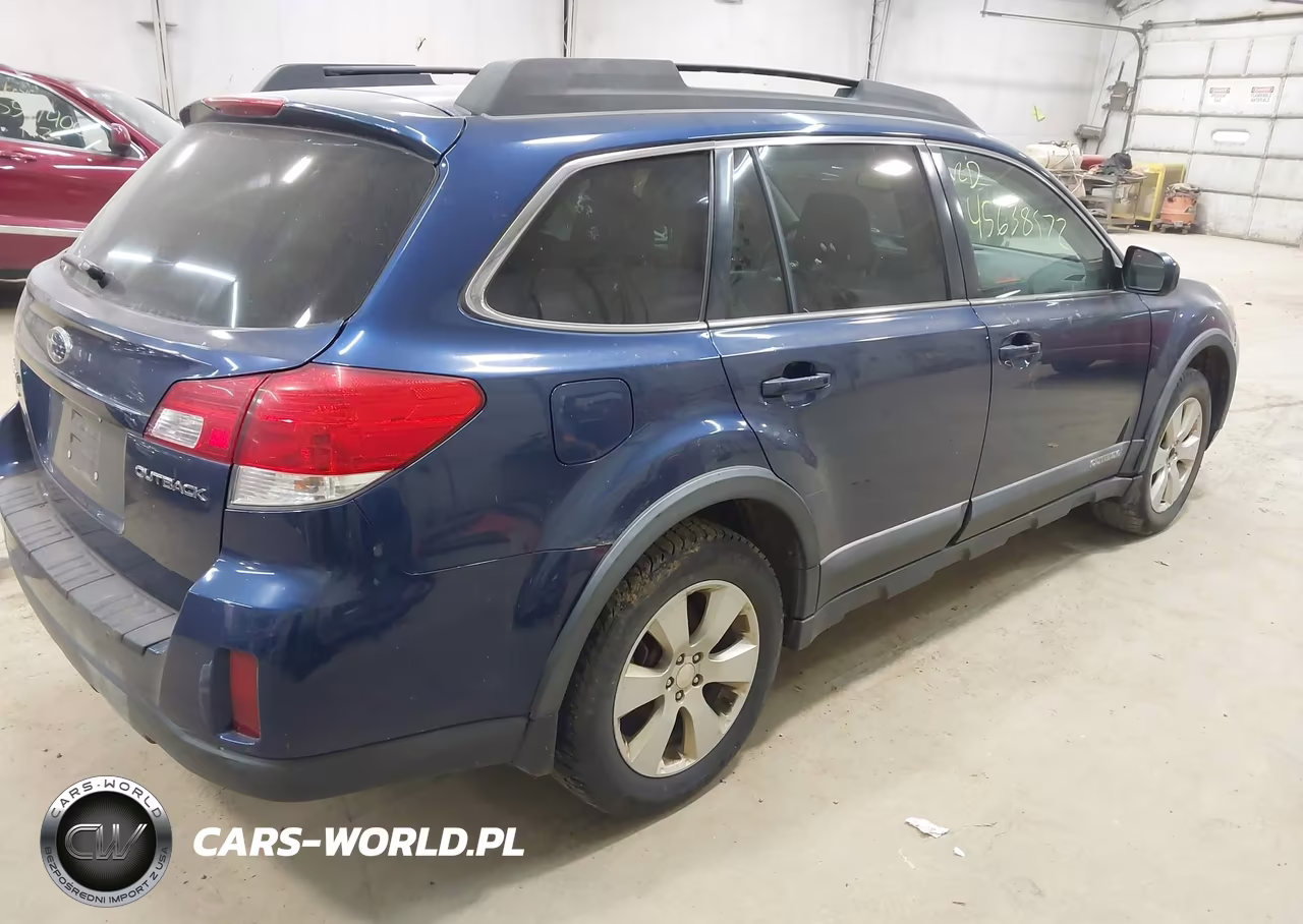 2010 Subaru Outback 2.5I Premium VIN:4S4BRBGC7A3310703 - 4