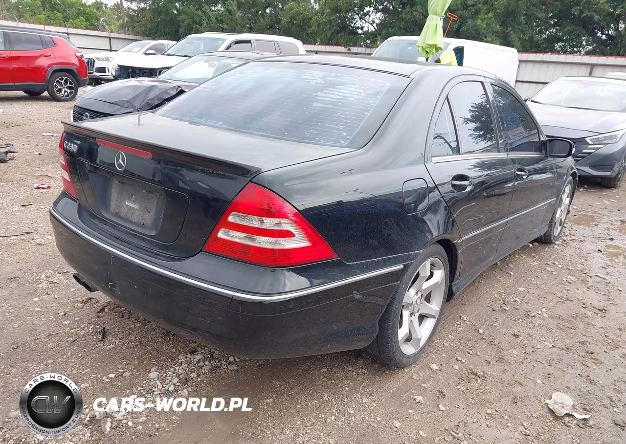 2007 Mercedes-Benz C 230 Sport VIN:WDBRF52H87F843794 - 4
