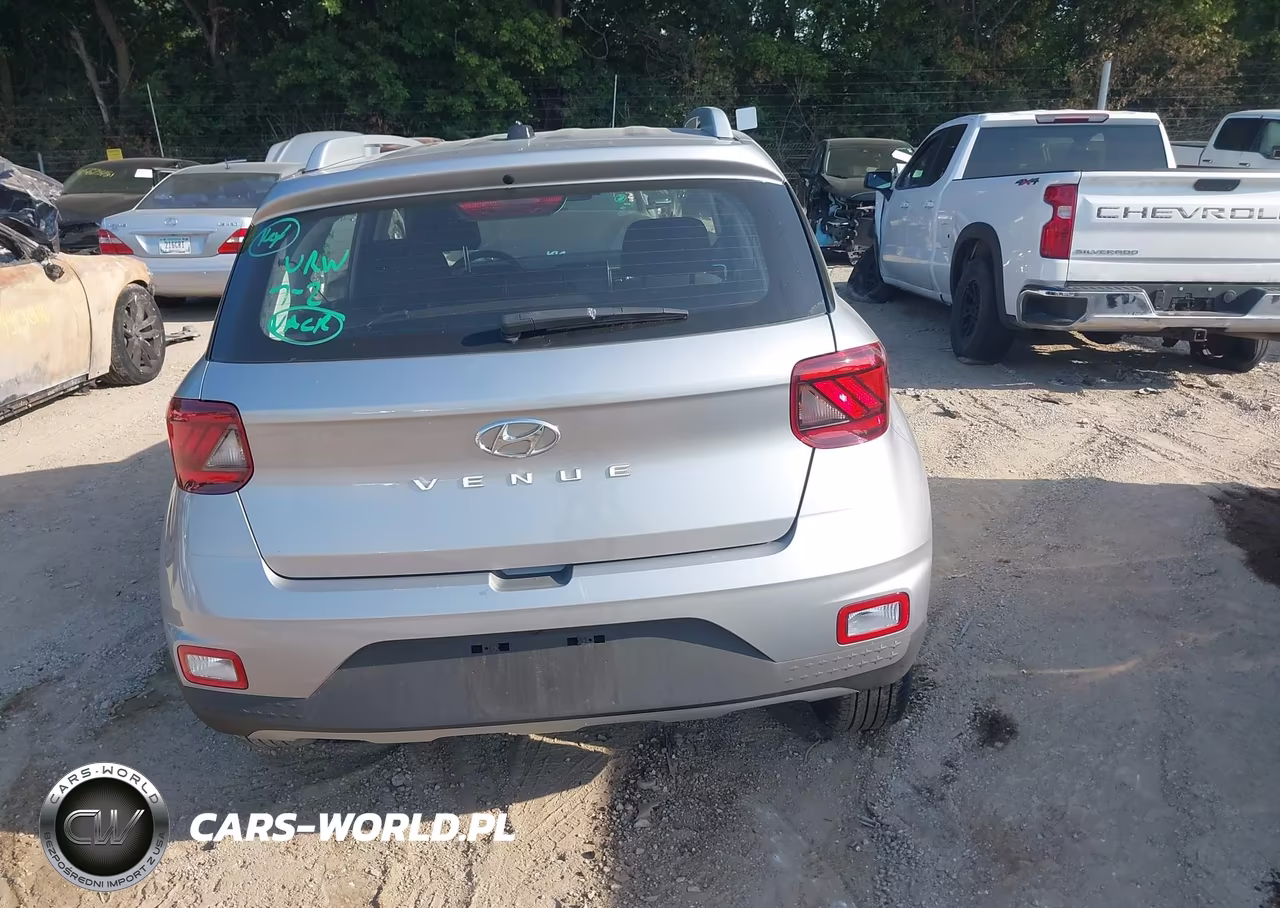 2026 Hyundai Venue Sel VIN:KMHRC8A33TU423699 - 16