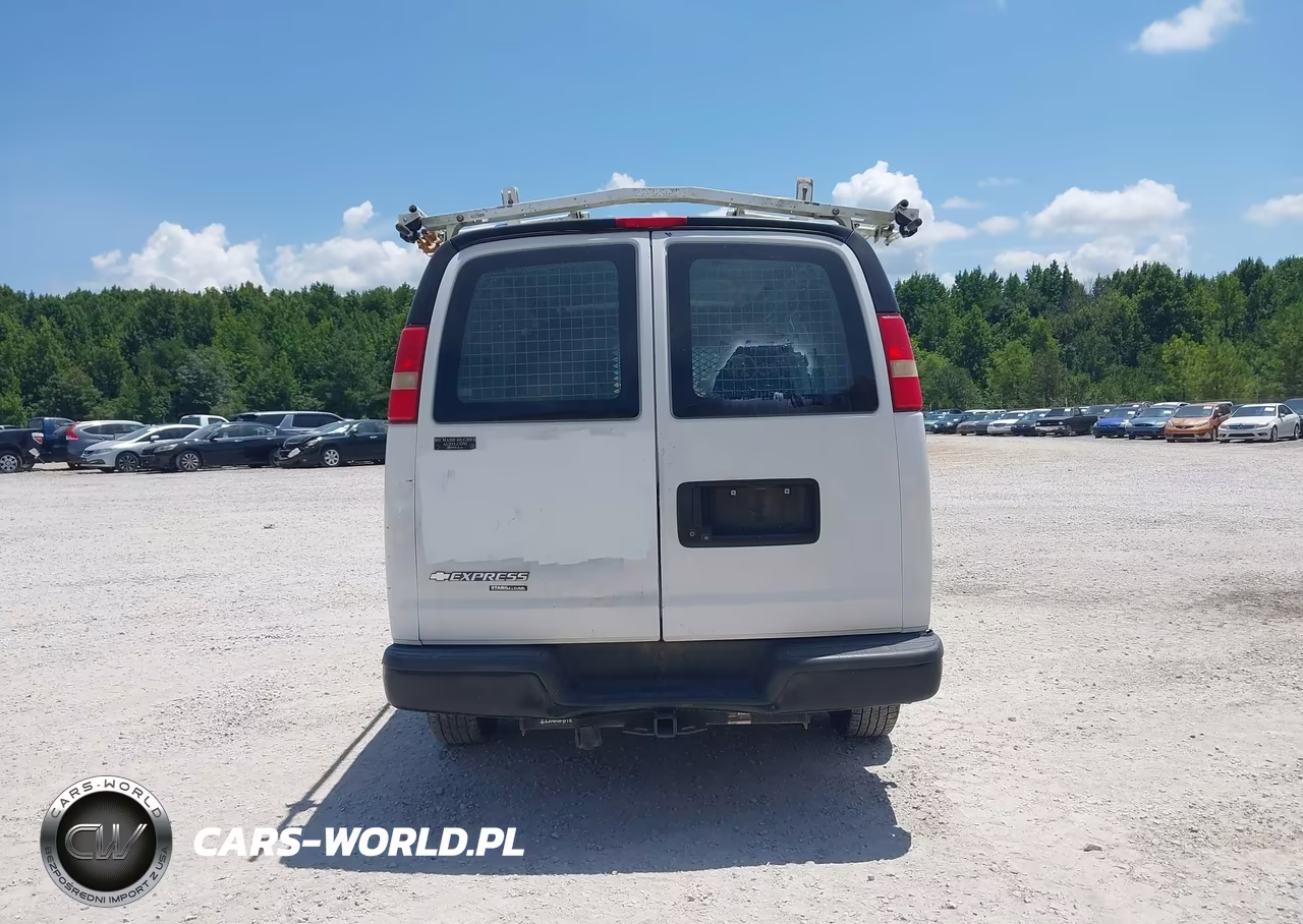 2015 Chevrolet Express 2500 Work Van VIN:1GCWGFCF2F1157430 - 16
