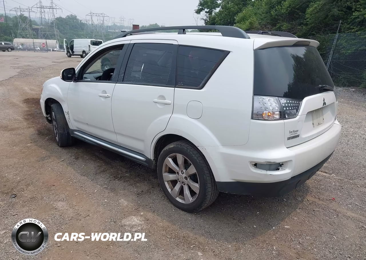 2010 Mitsubishi Outlander Xls VIN:JA4JT4AX2AZ009837 - 3