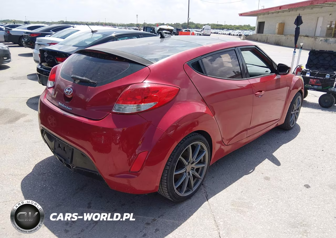 2012 Hyundai Veloster Base W-Gray VIN:KMHTC6AD2CU074425 - 4