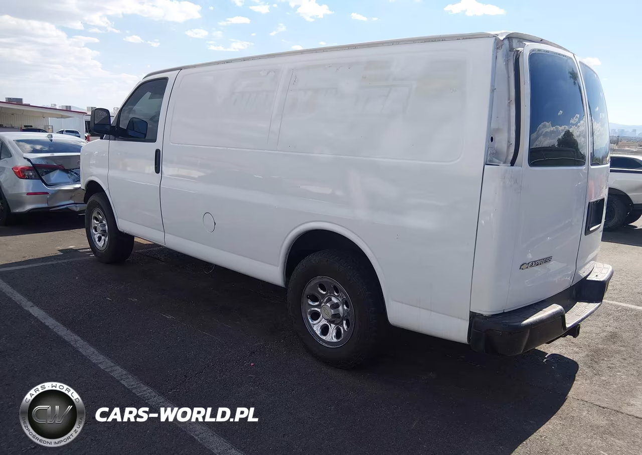 2014 Chevrolet Express 1500 Work Van VIN:1GCSGAFX4E1110310 - 3