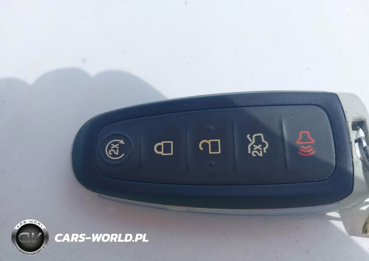 2013 Ford Focus Titanium VIN:1FADP3N24DL159090 - 11