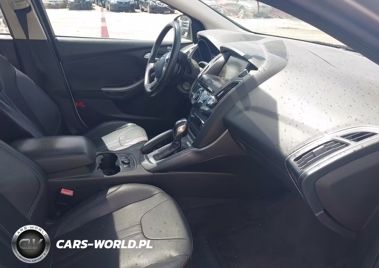2013 Ford Focus Titanium VIN:1FADP3N24DL159090 - 5