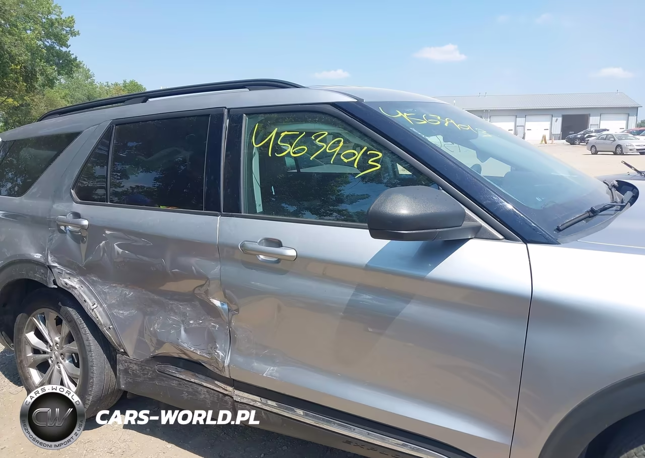2021 Ford Explorer Xlt VIN:1FMSK8DHXMGC36598 - 13