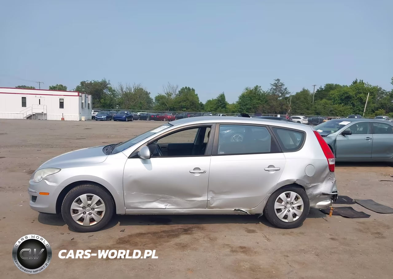 2010 Hyundai Elantra Touring Gls VIN:KMHDB8AE4AU061121 - 14