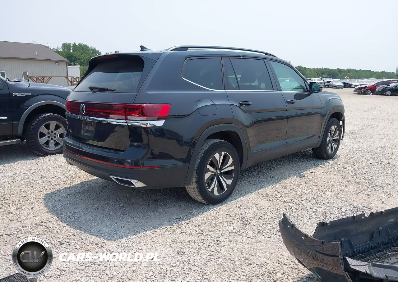 2024 Volkswagen Atlas 2.0T Se VIN:1V2DR2CA4RC620237 - 4