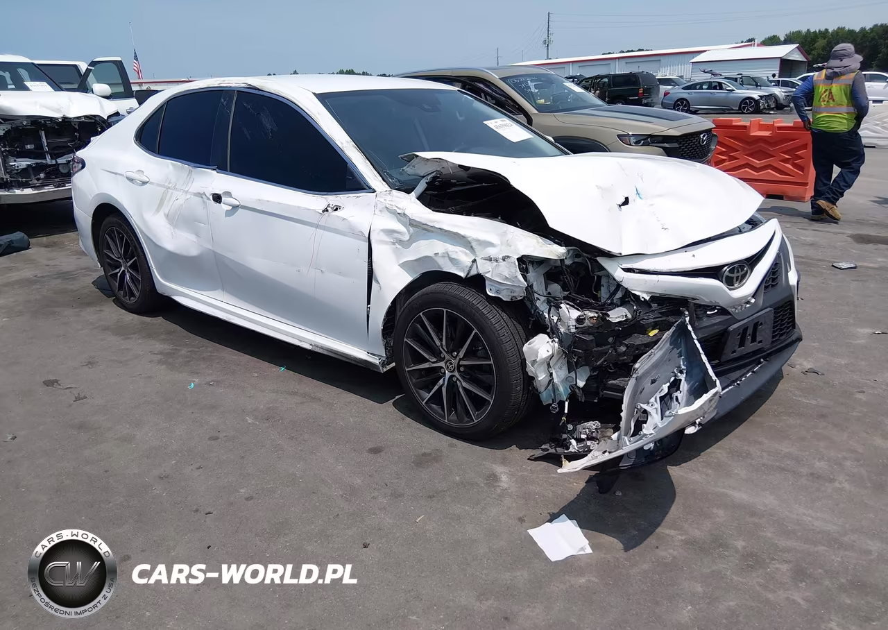 2021 Toyota Camry Se – zdjęcie 1 z 17