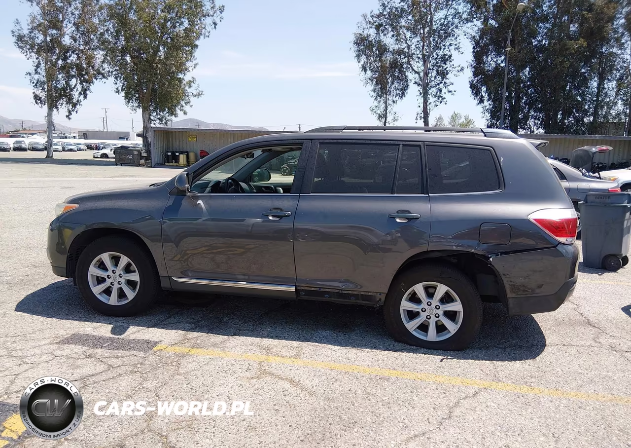 2013 Toyota Highlander Base Plus V6 VIN:5TDZK3EH0DS117131 - 14