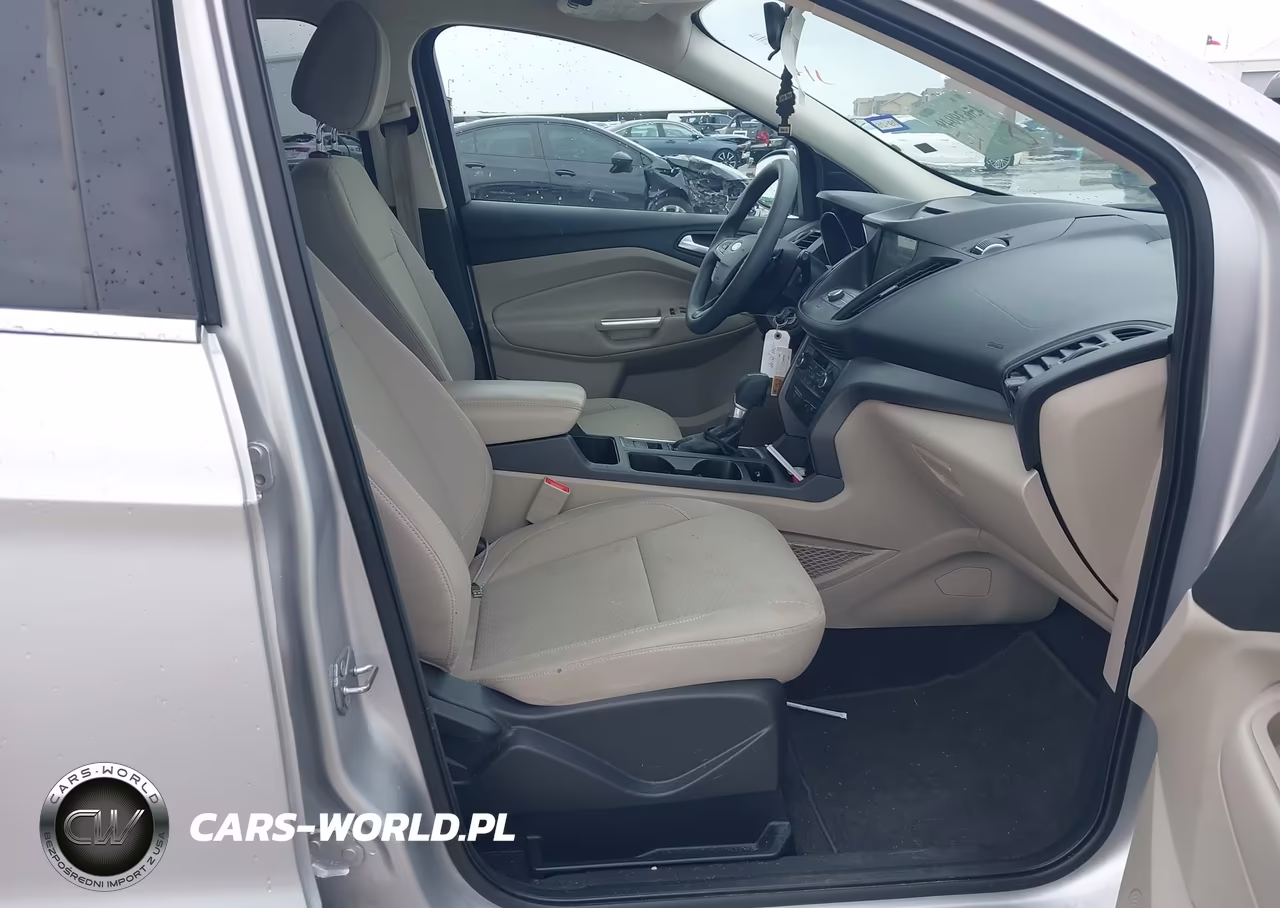 2017 Ford Escape Se VIN:1FMCU0G96HUD40405 - 5