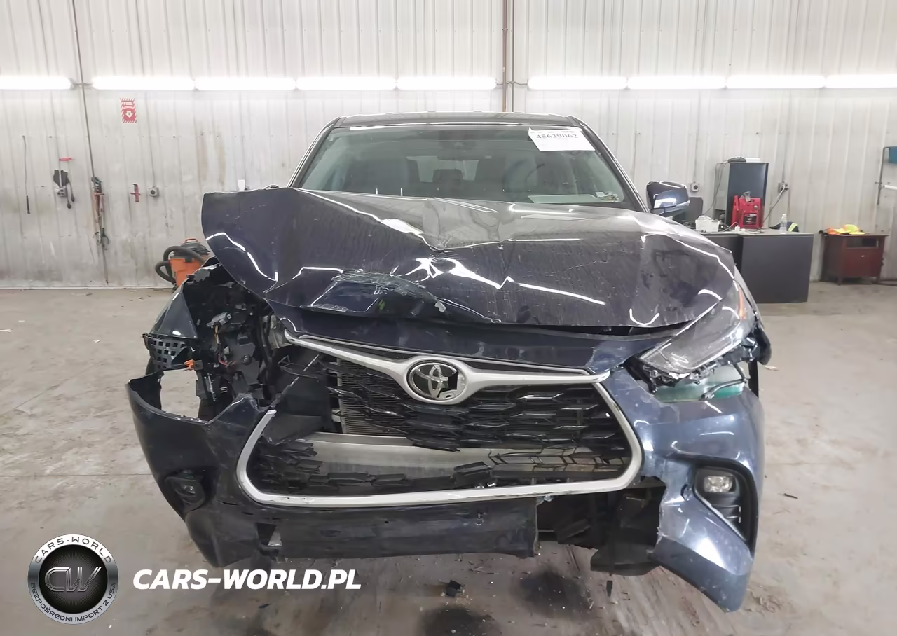 2022 Toyota Highlander Le VIN:5TDBZRBH6NS243760 - 13