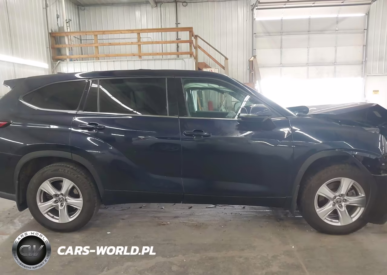 2022 Toyota Highlander Le VIN:5TDBZRBH6NS243760 - 14