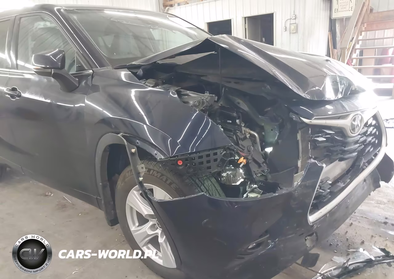 2022 Toyota Highlander Le VIN:5TDBZRBH6NS243760 - 6