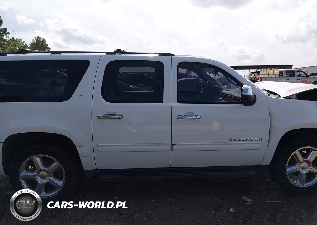 2014 Chevrolet Suburban Lt VIN:1GNSCJE05ER130445 - 14