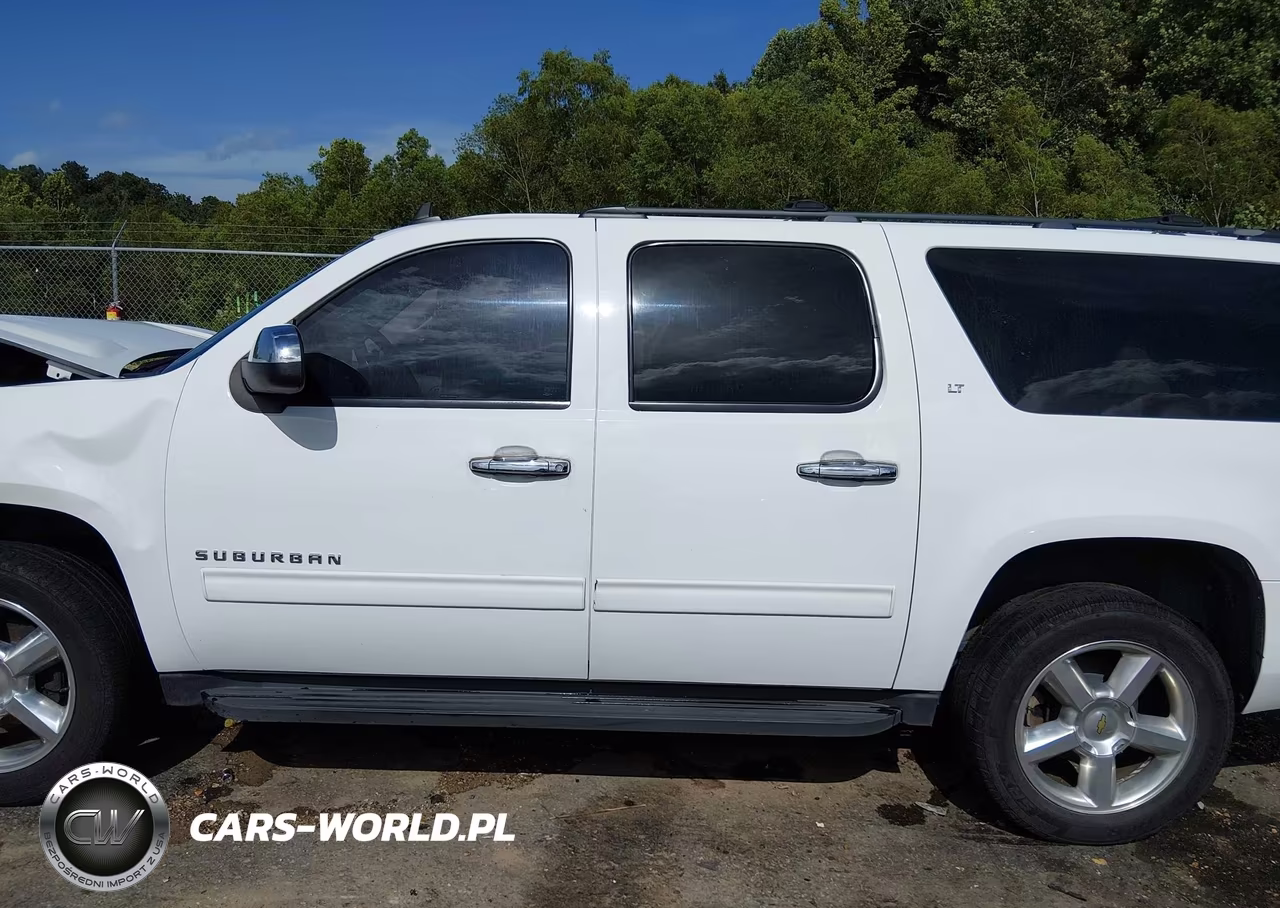 2014 Chevrolet Suburban Lt VIN:1GNSCJE05ER130445 - 15