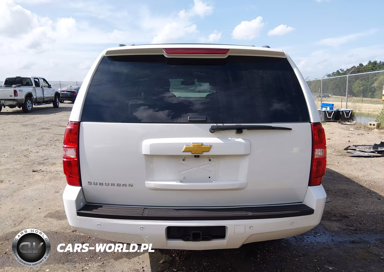 2014 Chevrolet Suburban Lt VIN:1GNSCJE05ER130445 - 17