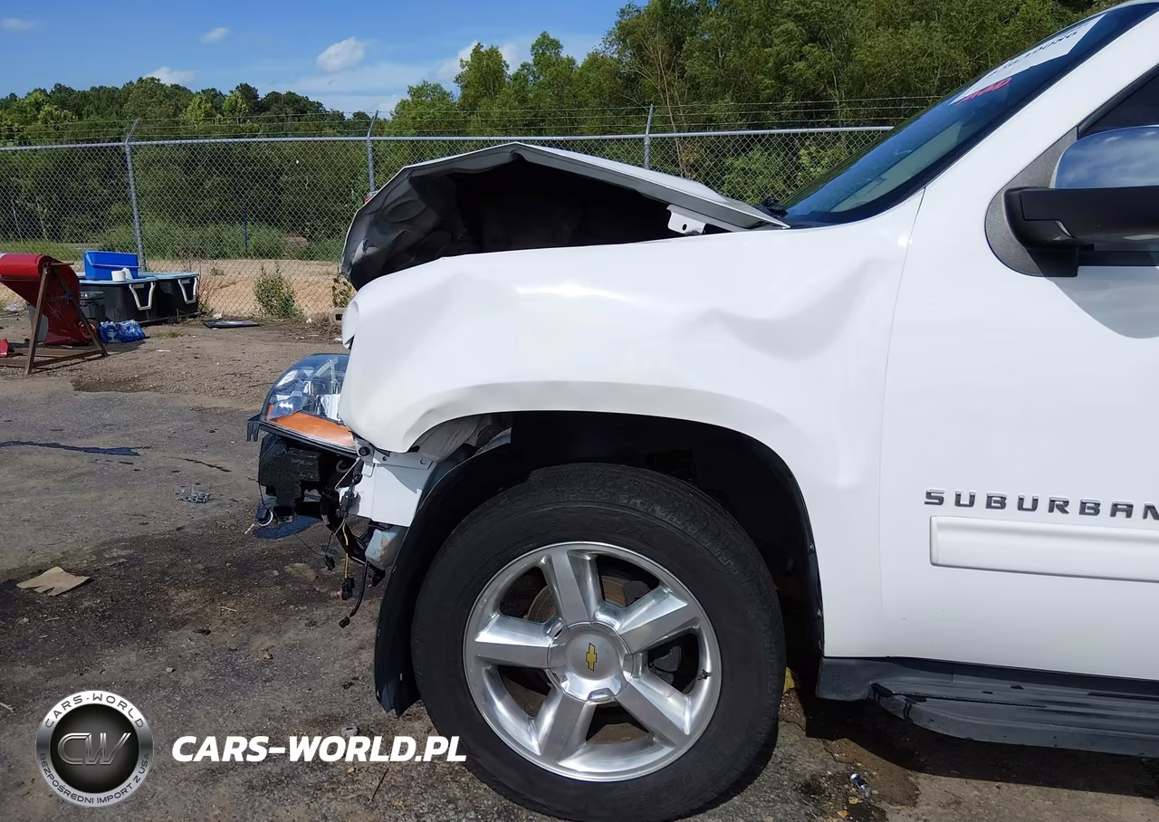 2014 Chevrolet Suburban Lt VIN:1GNSCJE05ER130445 - 22