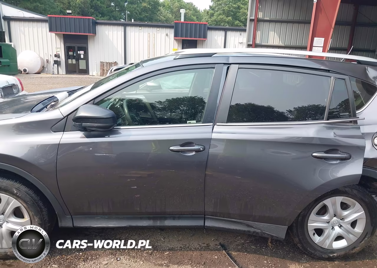 2015 Toyota Rav4 Le VIN:JTMBFREV4FJ015216 - 14