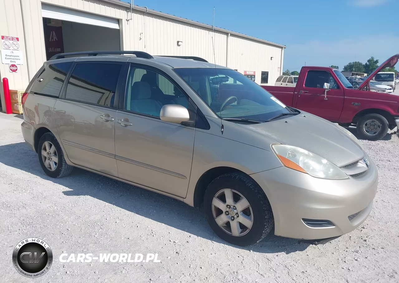 2010 Toyota Sienna Xle