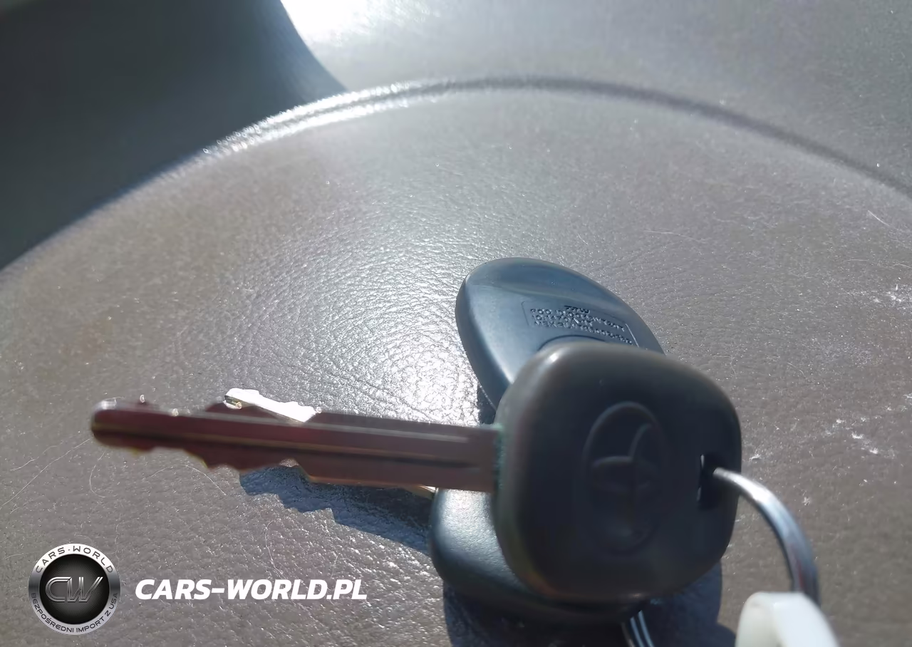 2010 Toyota Sienna Xle VIN:5TDYK4CC0AS318130 - 11