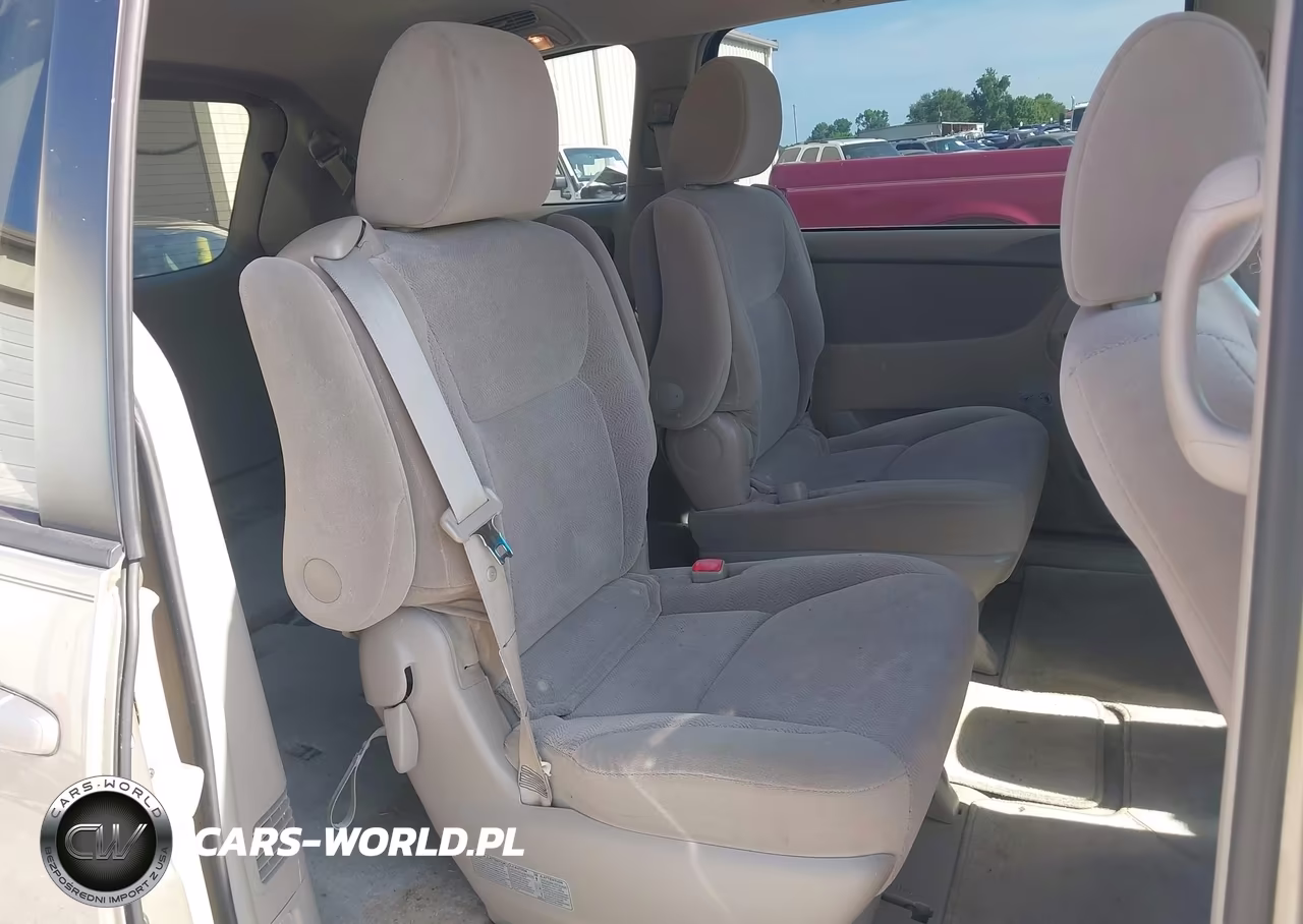 2010 Toyota Sienna Xle VIN:5TDYK4CC0AS318130 - 8