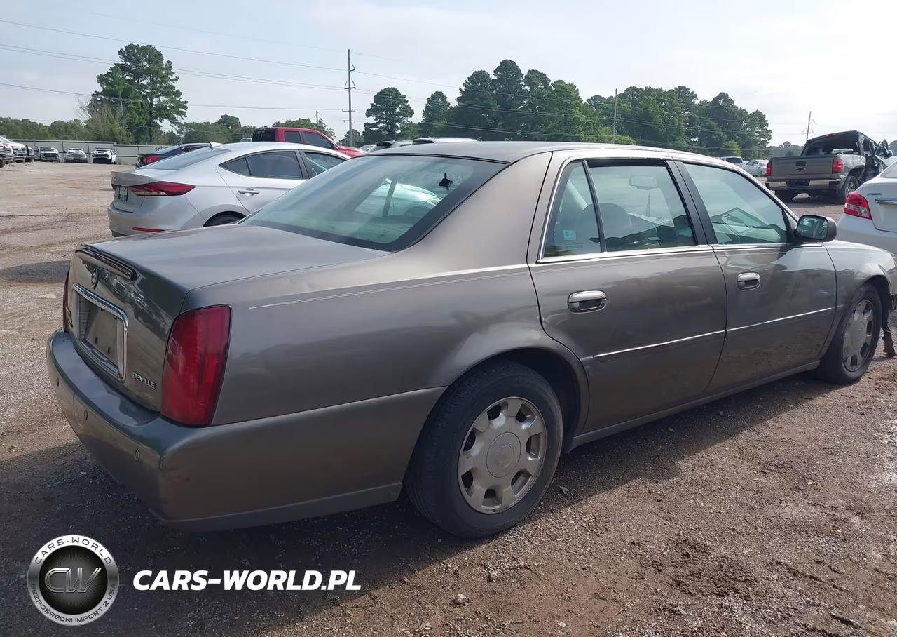 2000 Cadillac Deville Standard VIN:1G6KD54YXYU319343 - 4