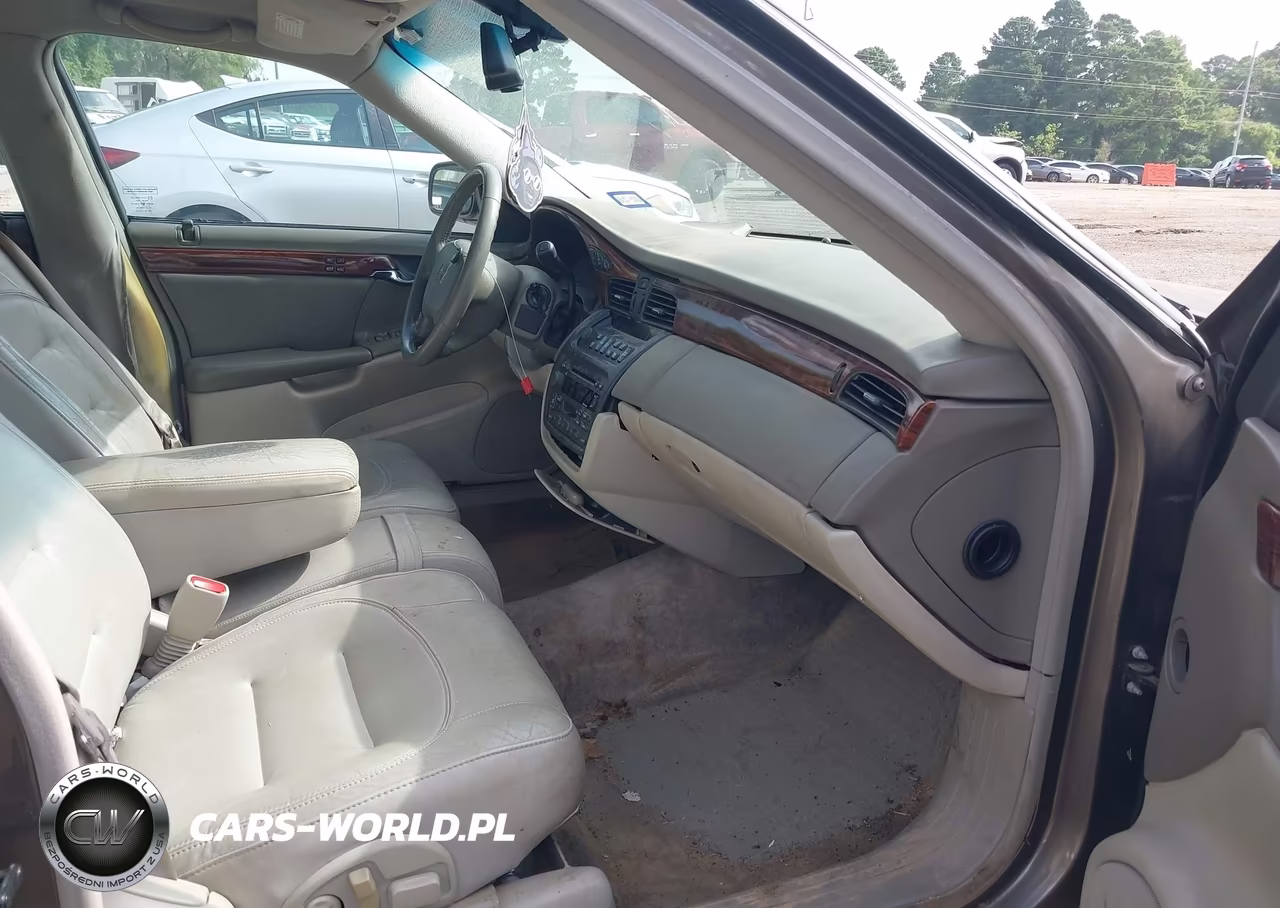 2000 Cadillac Deville Standard VIN:1G6KD54YXYU319343 - 5