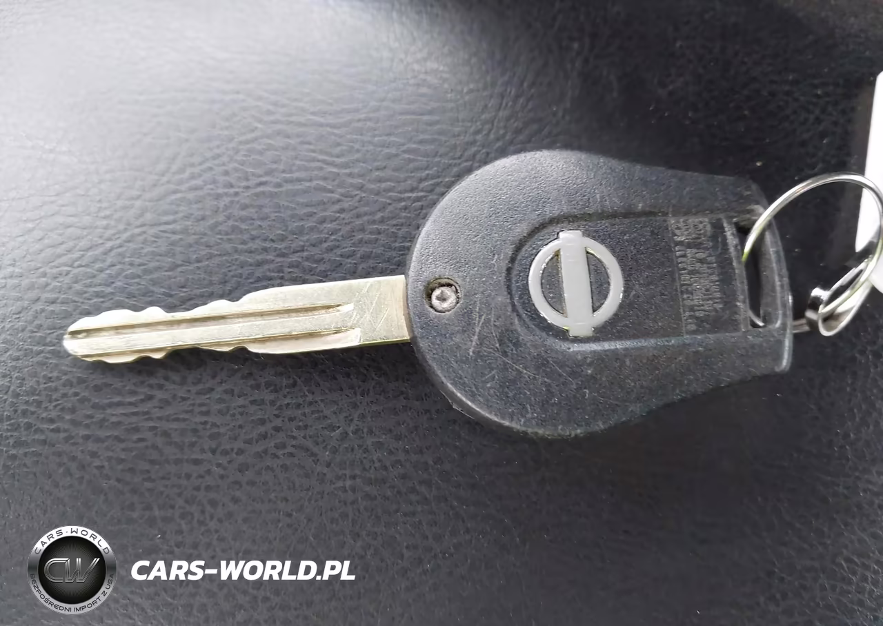 2015 Nissan Sentra S VIN:3N1AB7AP1FY302367 - 11