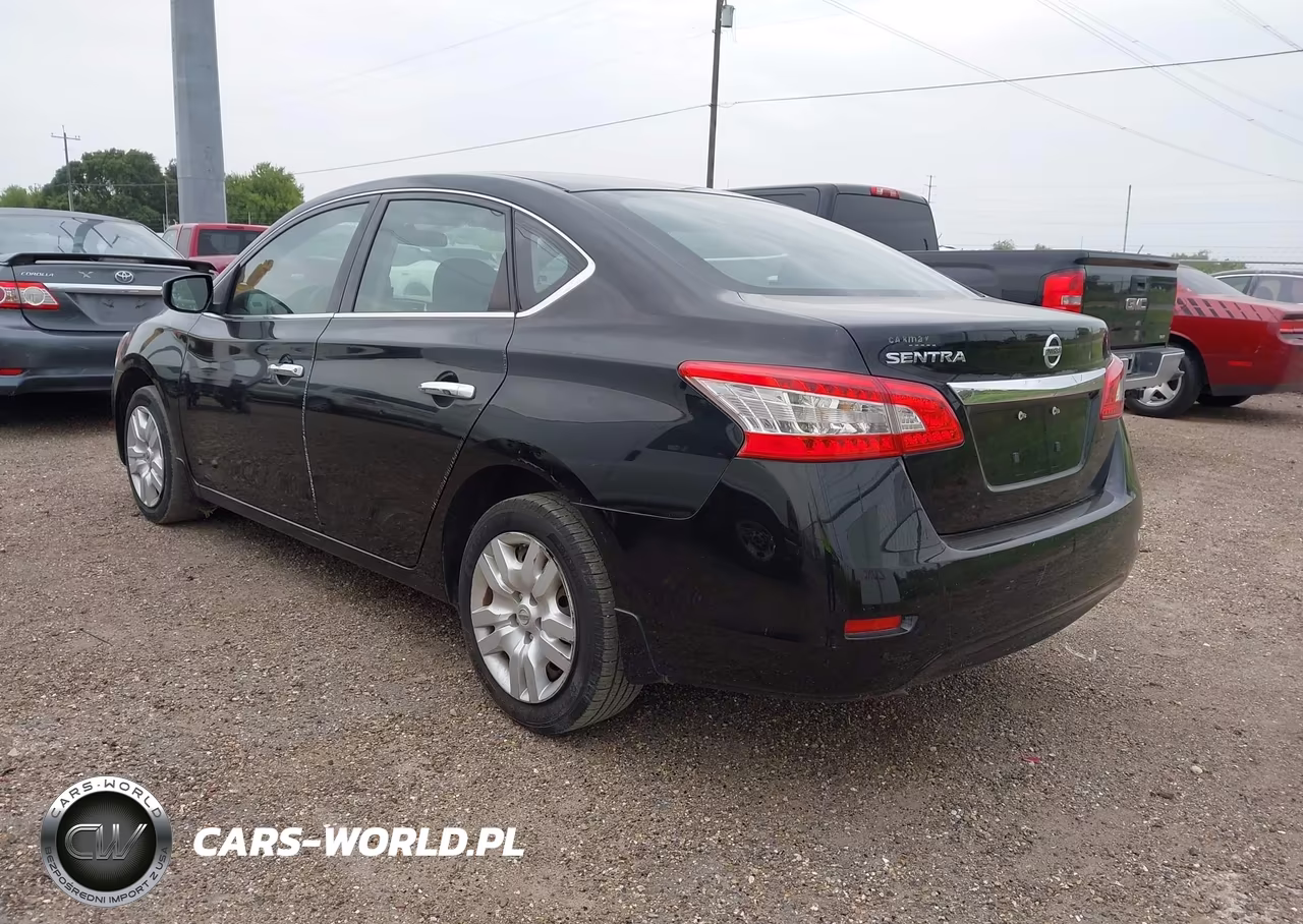 2015 Nissan Sentra S VIN:3N1AB7AP1FY302367 - 3