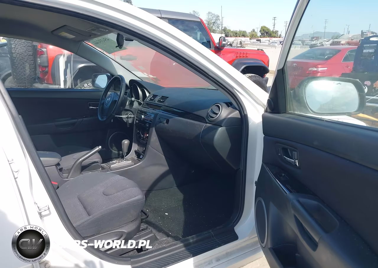 2008 Mazda Mazda3 S Touring VIN:JM1BK344981163656 - 5