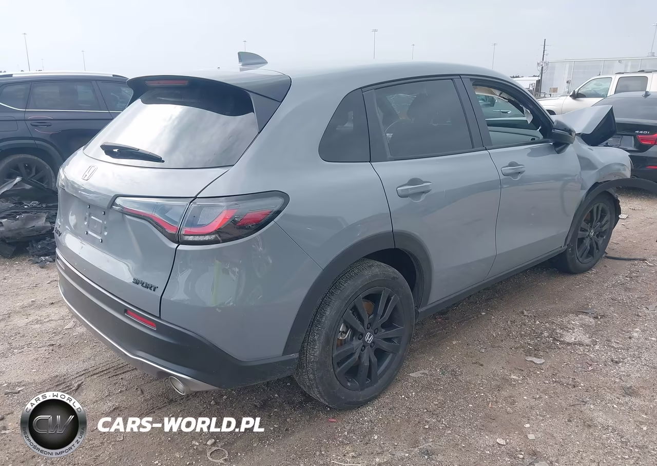 2026 Honda Hr-V Awd Sport VIN:3CZRZ2H53TM714340 - 4